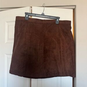Elegant Brown Suede Skirt